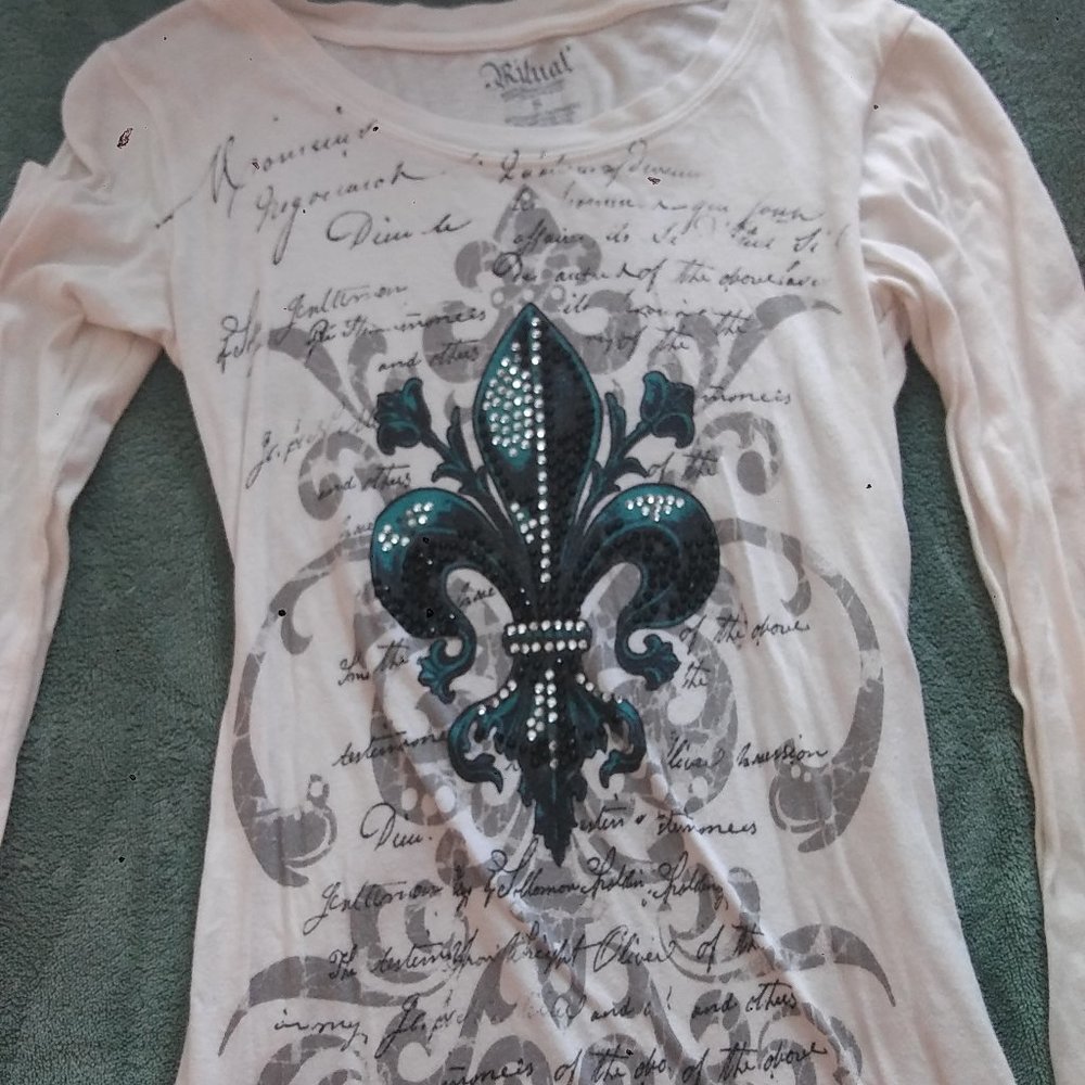 fleur de lis long sleeve